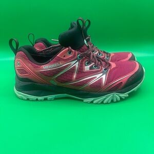Merrell Women's Vibrant Pink Athletic Shoes